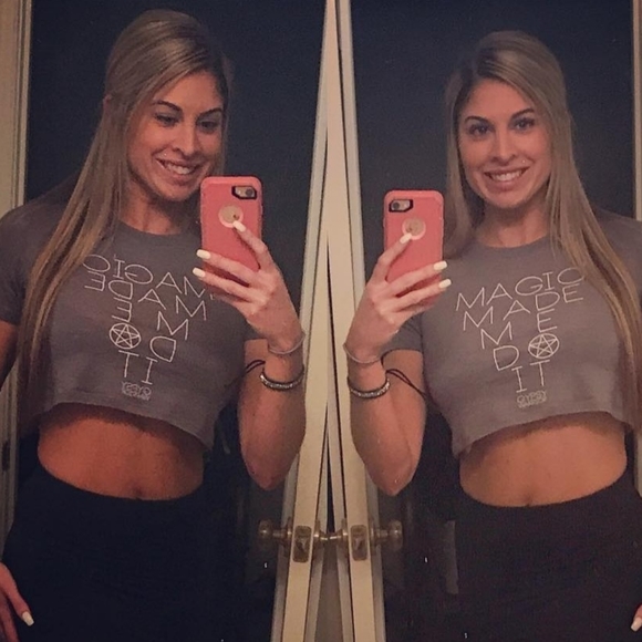 Crop top. I only wore it once. - Picture 2 of 4